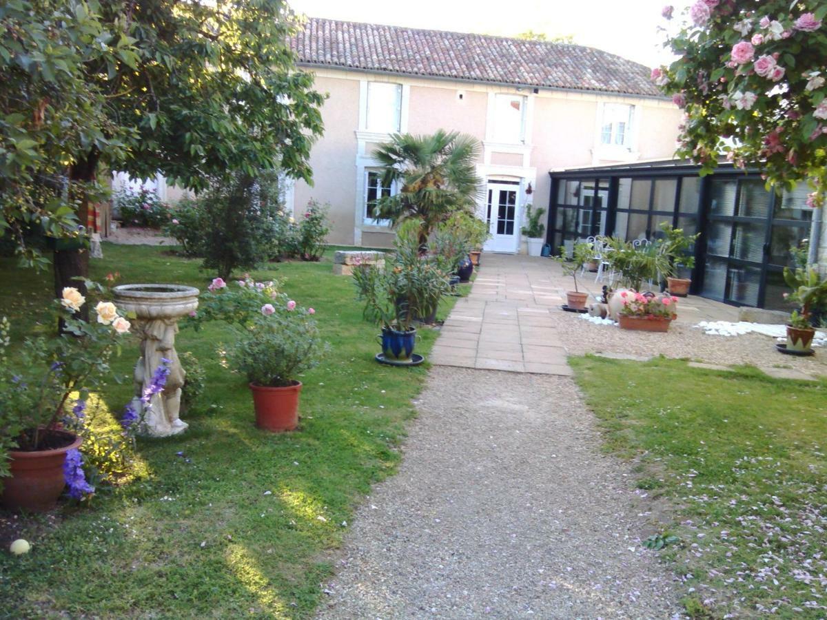 La Rosaliere Bed & Breakfast Chabournay Exterior photo