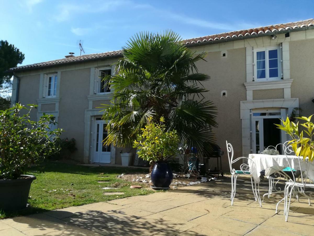 La Rosaliere Bed & Breakfast Chabournay Exterior photo